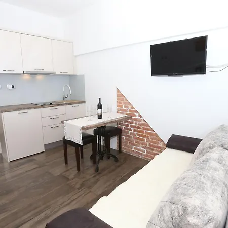 Apartamento Nikolla *