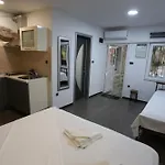 尼克拉公寓式酒店 公寓 *