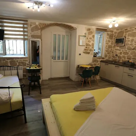 Nikolla Apartament