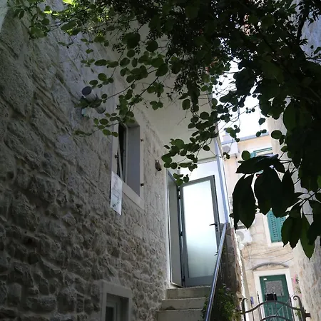 Apartament Nikolla