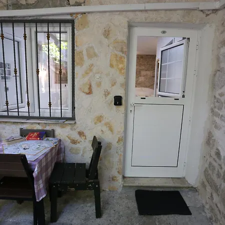 Nikolla Διαμέρισμα