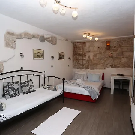 Nikolla Apartament