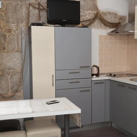 Nikolla Διαμέρισμα Σπλιτ