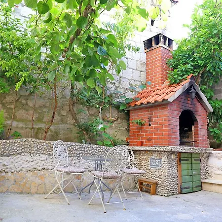 Apartment Nikolla
