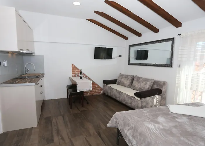 Apartment Nikolla Split